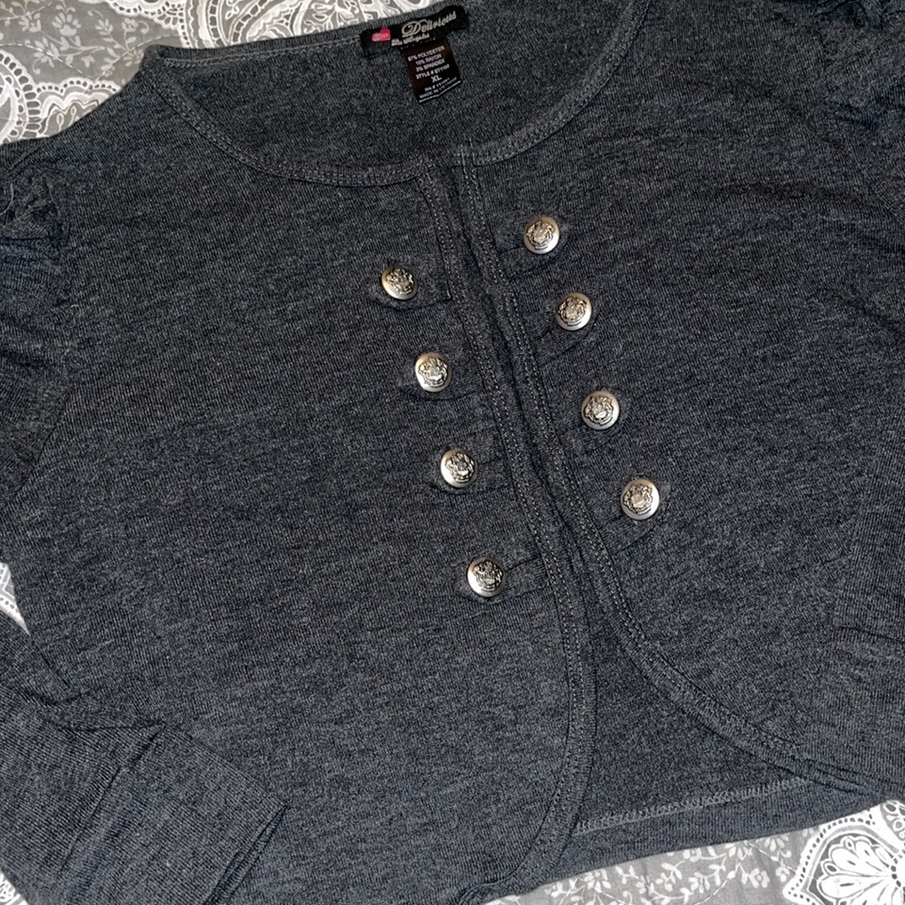 Button Bolero - Picture 2 of 4